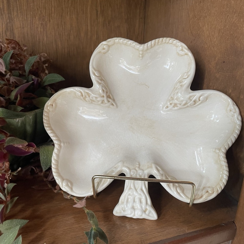 Grassland Roads Celtic Shamrock-Shaped Bowl/ Candy‎ / Trinket Dish Ivory Ceramic